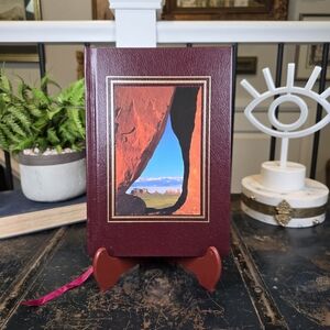 Enduring America DELUXE Hardcover Book | Nat Geo Southwest Canyon Photo